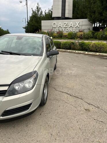 Opel Astra 2007, 198,000 km - 1.4 л - Ağstafa