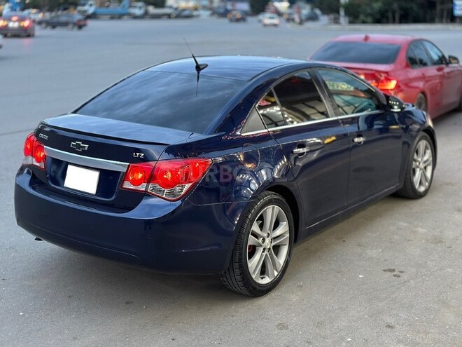 Chevrolet Cruze 2011, 314,000 km - 1.4 л - Gəncə