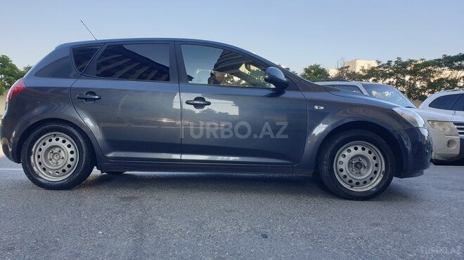 Kia Ceed 2008, 260,000 km - 1.5 l - Bakı