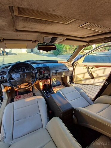 Mercedes C 220 1996, 348,000 km - 2.2 l - Bakı
