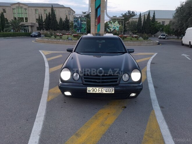 Mercedes E 230 1996, 257,000 km - 2.3 l - Sumqayıt