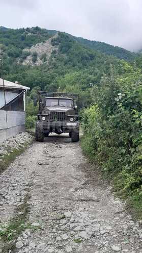 Ural  1989, 180,000 km - 11.0 l - İsmayıllı