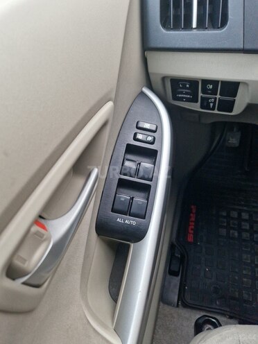 Toyota Prius 2011, 209,000 km - 1.8 l - Bakı