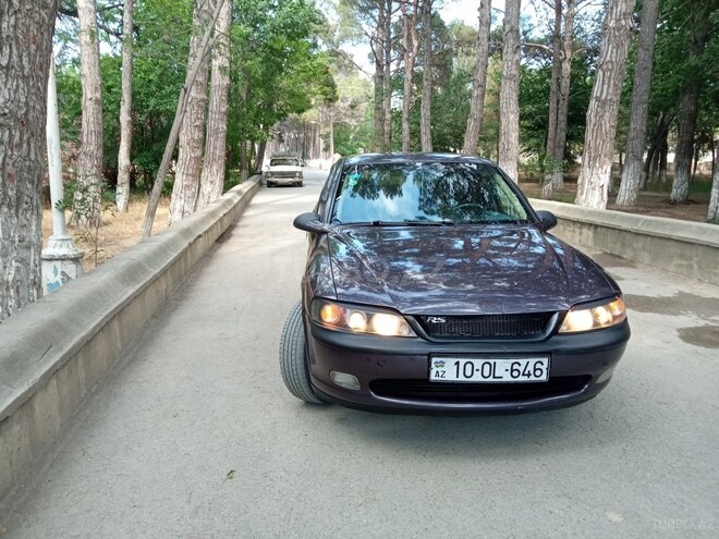 Opel Vectra 1996, 324,517 km - 1.6 л - Sumqayıt