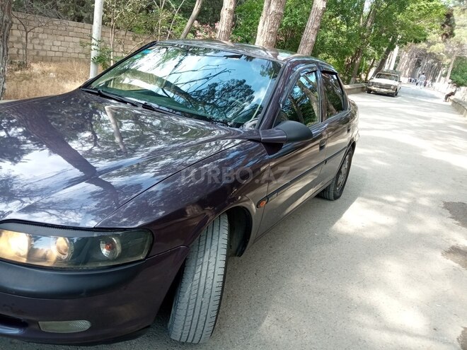 Opel Vectra 1996, 324,517 km - 1.6 л - Sumqayıt