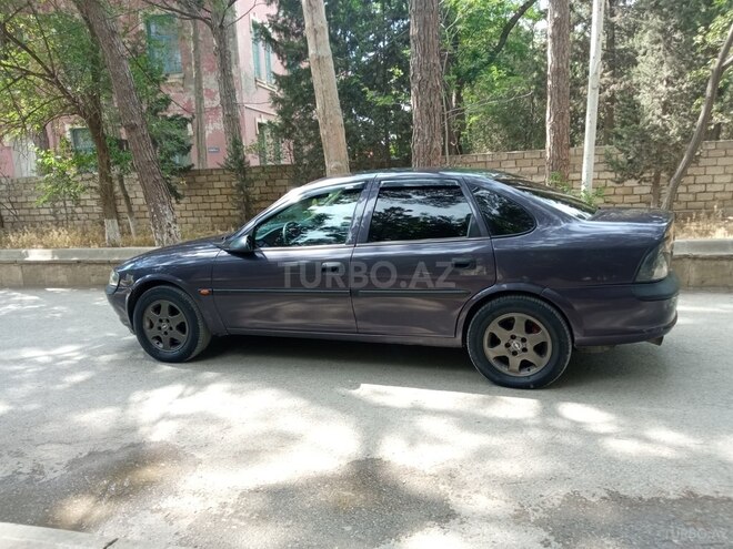 Opel Vectra 1996, 324,517 km - 1.6 л - Sumqayıt