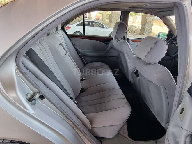 Mercedes E 240 1998, 300,000 km - 2.4 l - Bakı