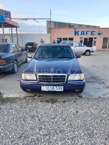 Mercedes C 220 1995, 243,728 km - 2.2 л - Xaçmaz