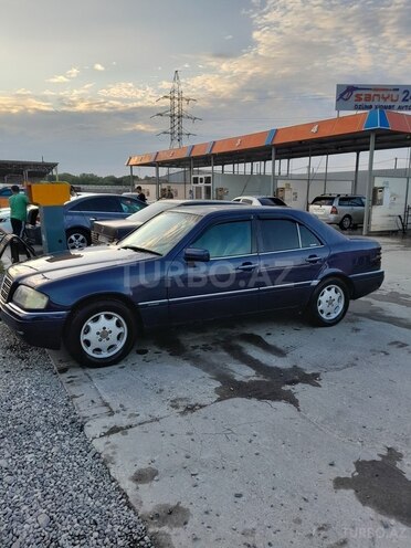 Mercedes C 220 1995, 243,728 km - 2.2 л - Xaçmaz
