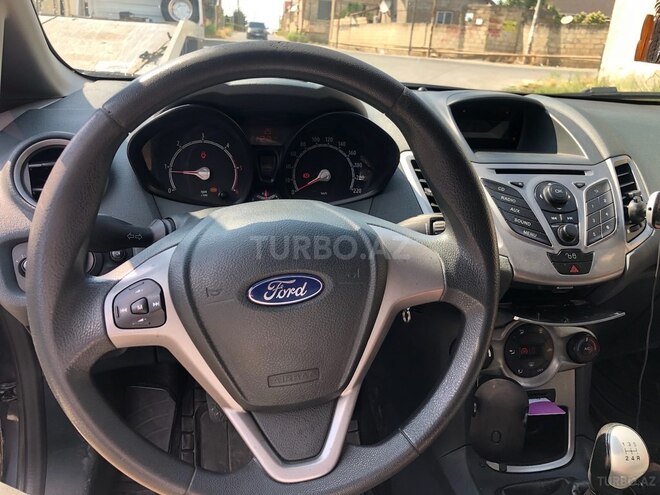 Ford Fiesta 2010, 214,242 km - 1.4 l - Bakı