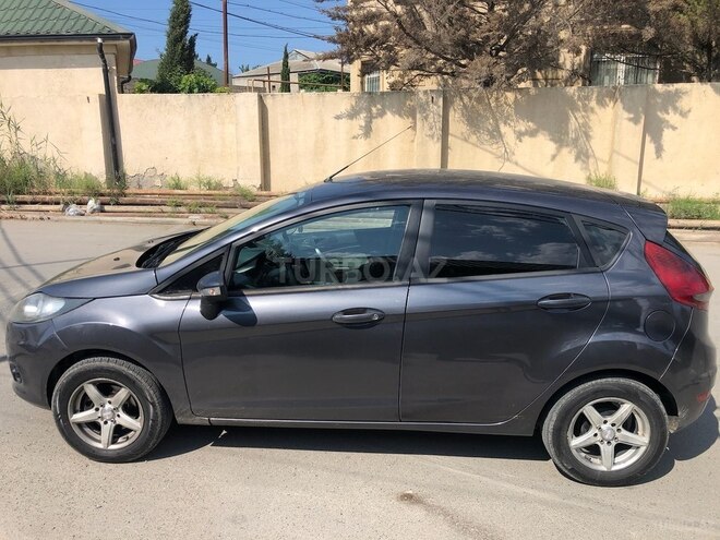 Ford Fiesta 2010, 214,242 km - 1.4 l - Bakı