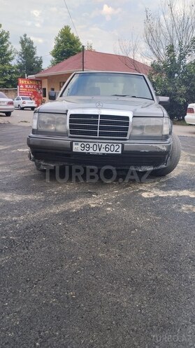 Mercedes E 230 1990, 580,000 km - 2.3 l - Ağdam