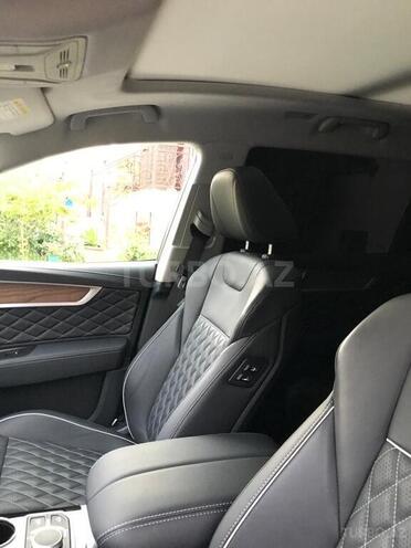 Hongqi  2020, 5,500 km - 3.0 l - Bakı