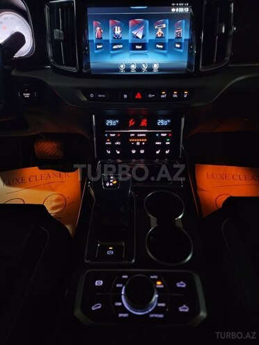 Hongqi  2020, 5,500 km - 3.0 l - Bakı