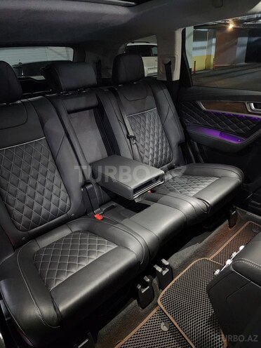 Hongqi  2020, 5,500 km - 3.0 l - Bakı