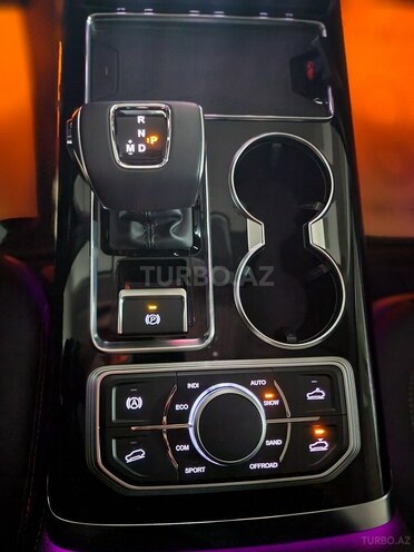 Hongqi  2020, 5,500 km - 3.0 l - Bakı