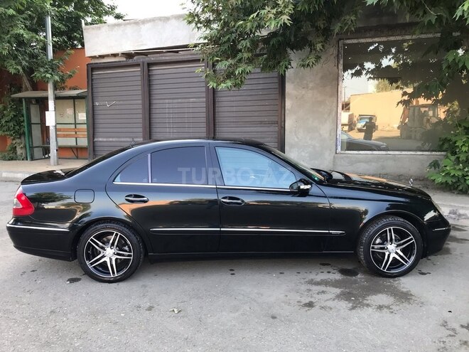 Mercedes E 240 2002, 187,927 km - 2.6 l - Dəliməmmədli