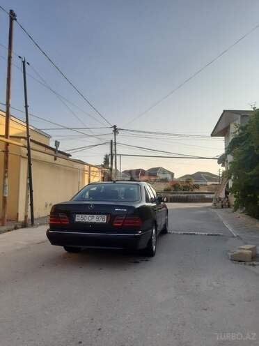Mercedes E 270 2000, 400,000 km - 2.7 l - Bakı