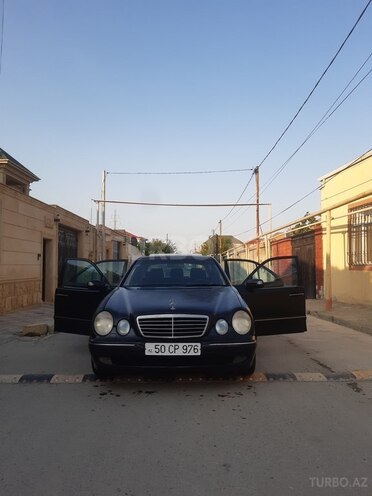 Mercedes E 270 2000, 400,000 km - 2.7 l - Bakı