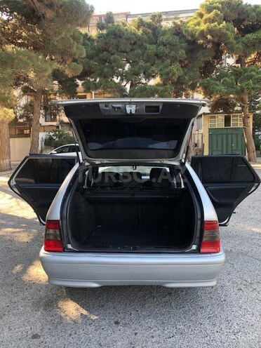 Mercedes C 180 1999, 300,000 km - 1.8 л - Bakı
