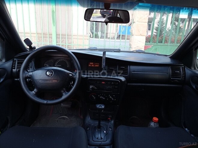 Opel Vectra 1997, 421,000 km - 2.0 л - Bakı