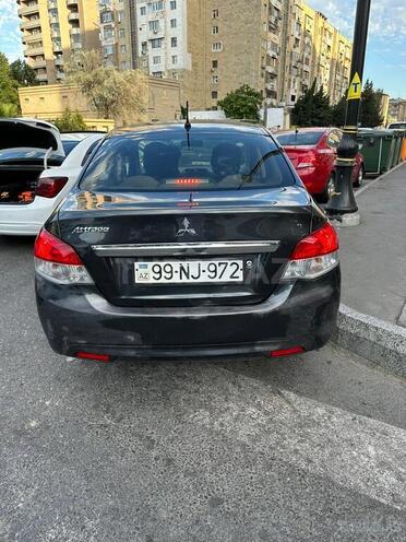 Mitsubishi Attrage 2014, 201,000 km - 1.2 l - Bakı