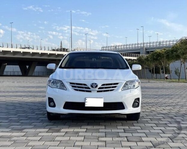 Toyota Corolla 2013, 205,300 km - 1.6 l - Bakı