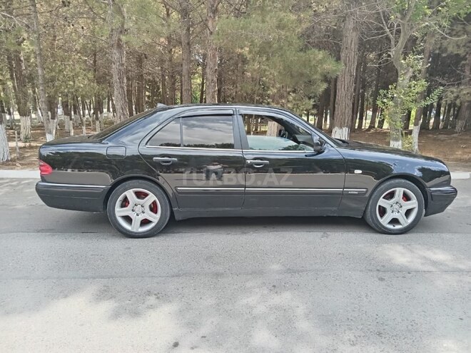 Mercedes E 230 1996, 300,000 km - 2.3 л - Sumqayıt