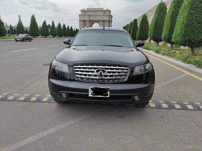 Infiniti FX45 2005, 150,000 km - 4.5 l - Gəncə