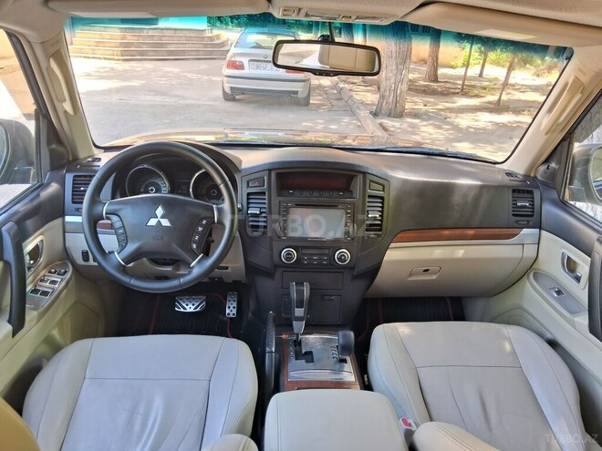 Mitsubishi Pajero 2008, 180,000 km - 3.0 л - Bakı