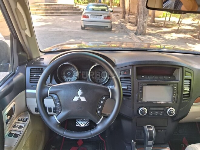 Mitsubishi Pajero 2008, 180,000 km - 3.0 л - Bakı