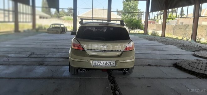 Opel Astra 2004, 230,000 km - 1.4 л - Bakı