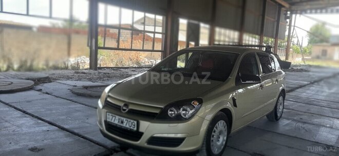 Opel Astra 2004, 230,000 km - 1.4 л - Bakı
