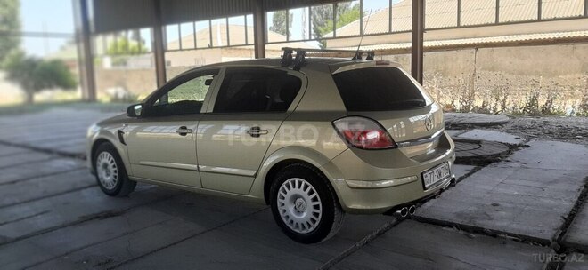 Opel Astra 2004, 230,000 km - 1.4 л - Bakı