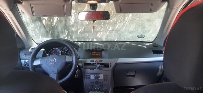 Opel Astra 2004, 230,000 km - 1.4 л - Bakı
