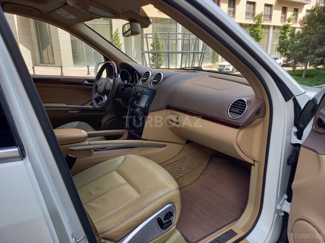 Mercedes GL 550 2009, 114,000 km - 5.5 л - Bakı