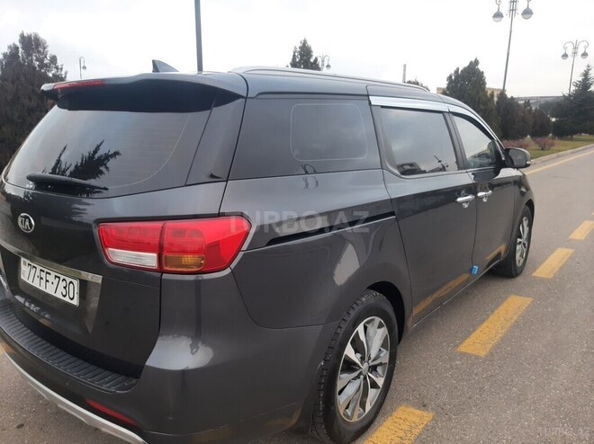 Kia Carnival 2015, 198,000 km - 2.2 l - Bakı