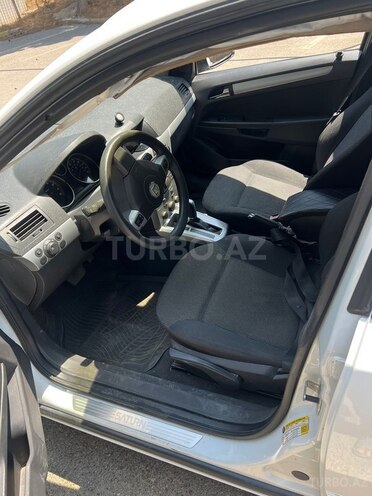 Opel Astra 2008, 170,000 km - 1.8 l - Bakı