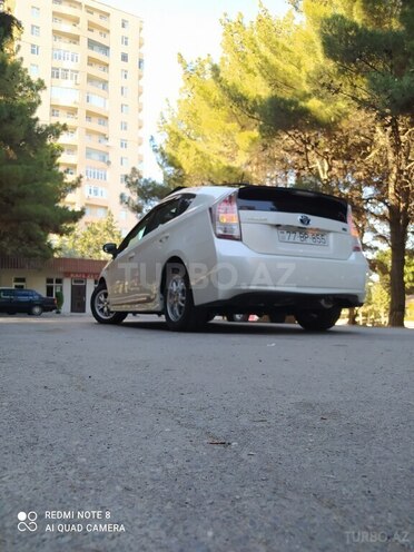 Toyota Prius 2011, 195,000 km - 1.8 l - Bakı