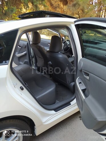 Toyota Prius 2011, 195,000 km - 1.8 l - Bakı