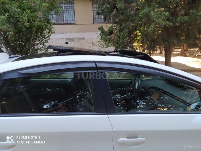 Toyota Prius 2011, 195,000 km - 1.8 l - Bakı