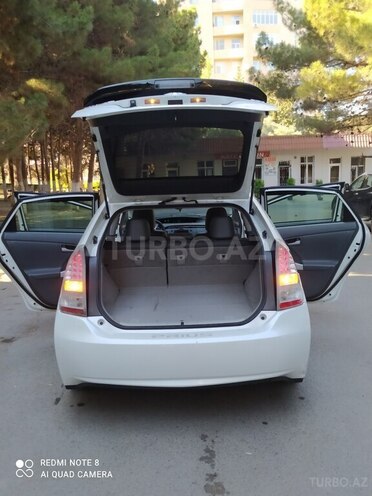 Toyota Prius 2011, 195,000 km - 1.8 l - Bakı