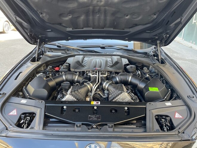 BMW M5 2012, 58,000 km - 4.4 l - Bakı