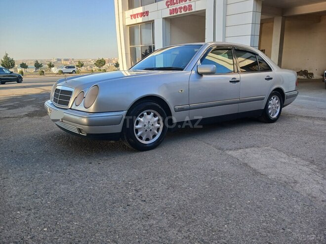 Mercedes E 240 1999, 336,821 km - 2.4 l - Bakı