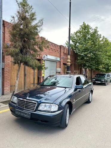 Mercedes C 180 1999, 373,000 km - 1.8 l - Gəncə