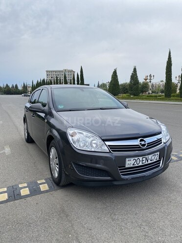 Opel Astra 2009, 205,000 km - 1.4 л - Gəncə