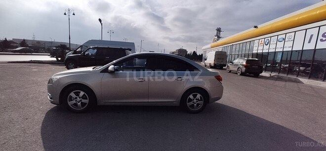 Chevrolet Cruze 2011, 300,000 km - 1.4 l - Sumqayıt