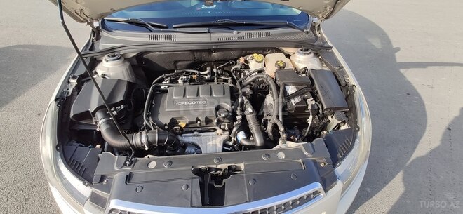 Chevrolet Cruze 2011, 300,000 km - 1.4 l - Sumqayıt