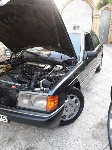 Mercedes 190 1990, 179,000 km - 2.0 l - Bakı