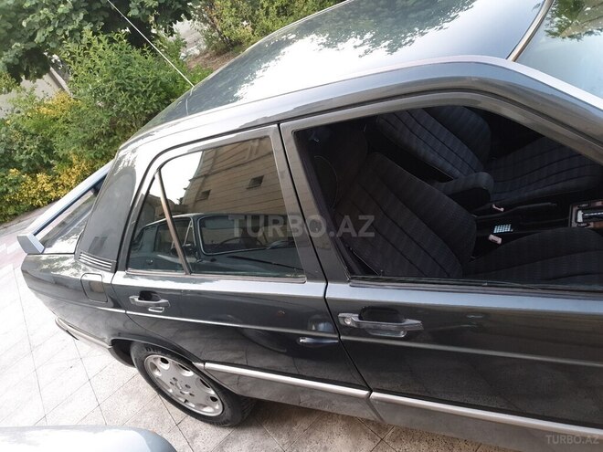 Mercedes 190 1990, 179,000 km - 2.0 l - Bakı